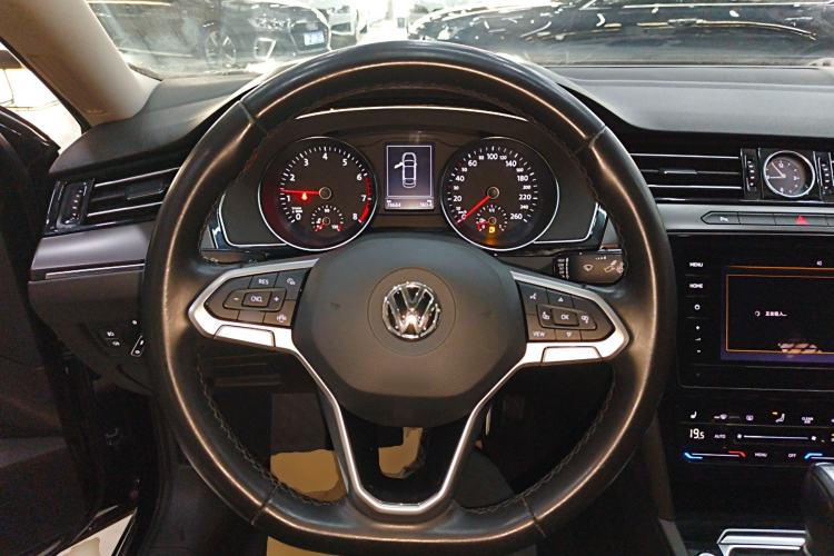 Used Volkswagen Magotan 2020 330TSI DSG Leading Model Steering Wheel