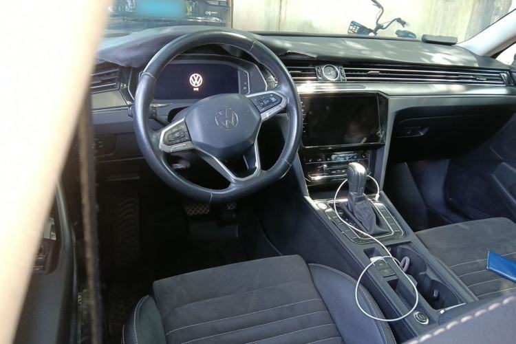 Used Volkswagen Magotan 2020 380TSI DSG Luxury Version Steering Wheel