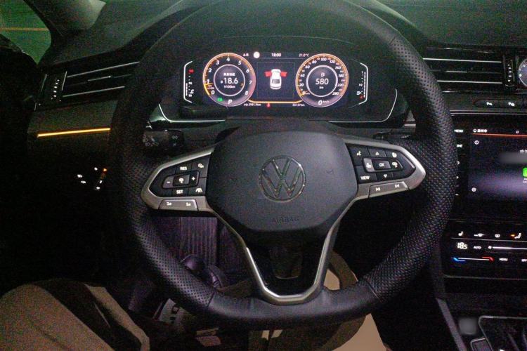Used Volkswagen Magotan 2020 380TSI DSG Luxury Version Steering Wheel