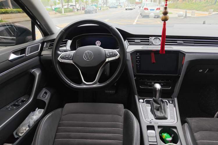 Used Volkswagen Magotan 2020 330TSI DSG Luxury Edition Steering Wheel