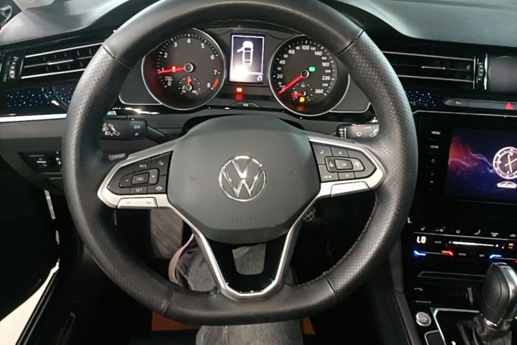 Used Volkswagen Magotan 2020 330TSI DSG Leading Model Steering Wheel