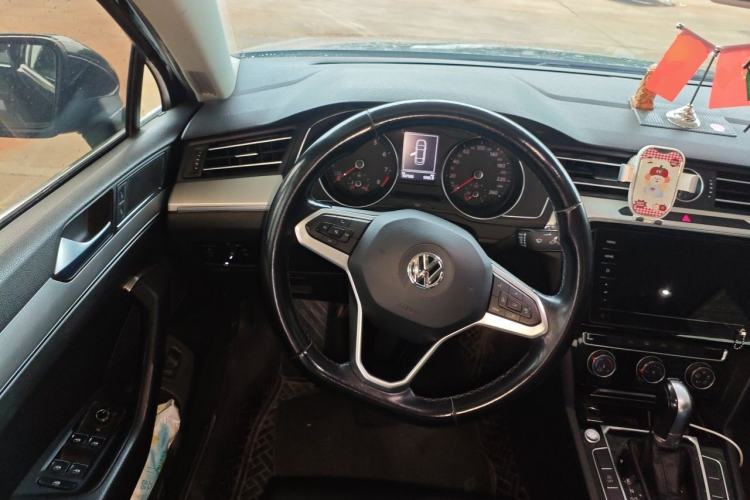 Used Volkswagen Magotan 2020 280TSI DSG Comfort Edition Steering Wheel