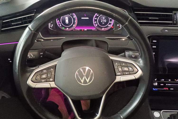 Used Volkswagen Magotan 2020 330TSI DSG Luxury Edition Steering Wheel