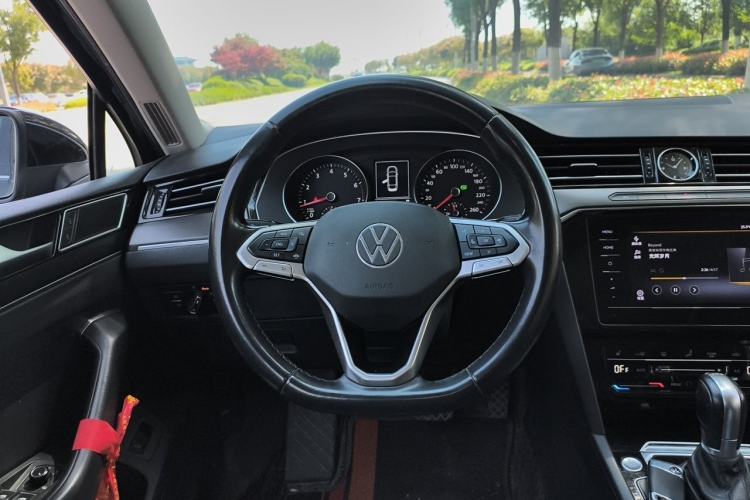 Used Volkswagen Magotan 2020 330TSI DSG Leading Model Steering Wheel