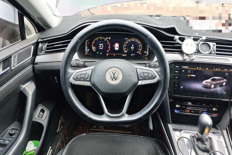 Used Volkswagen Magotan 2020 330TSI DSG Luxury Edition Steering Wheel