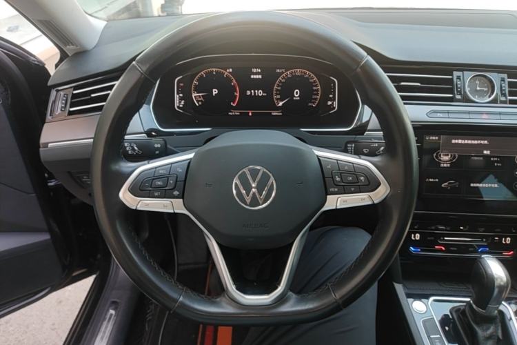 Used Volkswagen Magotan 2020 330TSI DSG Leading Model Steering Wheel