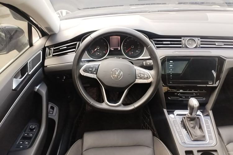 Used Volkswagen Magotan 2020 330TSI DSG Leading Model Steering Wheel