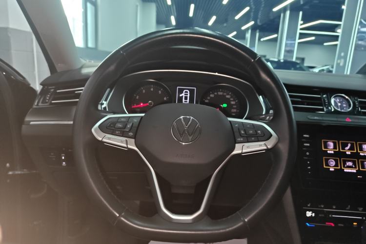 Used Volkswagen Magotan 2020 330TSI DSG Leading Model Steering Wheel