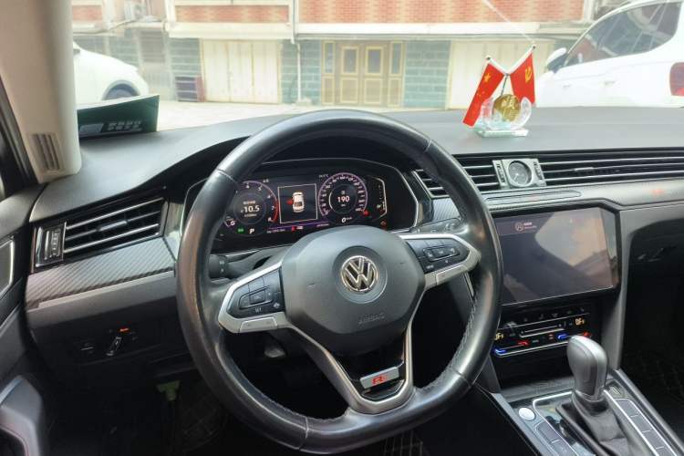 Used Volkswagen Magotan 2020 330TSI DSG Luxury Edition Steering Wheel