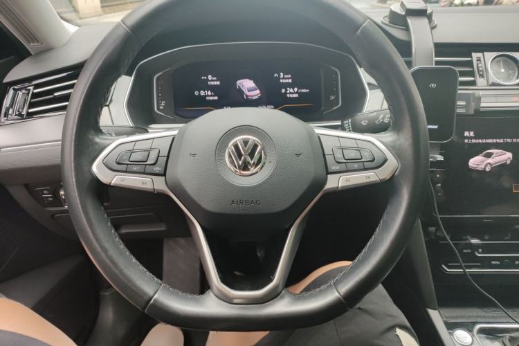 Used Volkswagen Magotan 2020 330TSI DSG Luxury Edition Steering Wheel