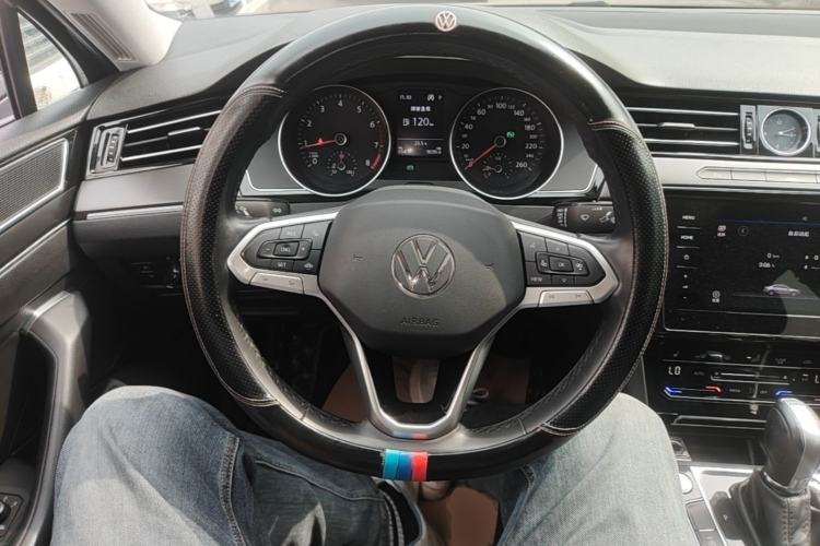 Used Volkswagen Magotan 2020 330TSI DSG Leading Model Steering Wheel