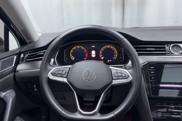 Used Volkswagen Magotan 2020 330TSI DSG Luxury Edition Steering Wheel
