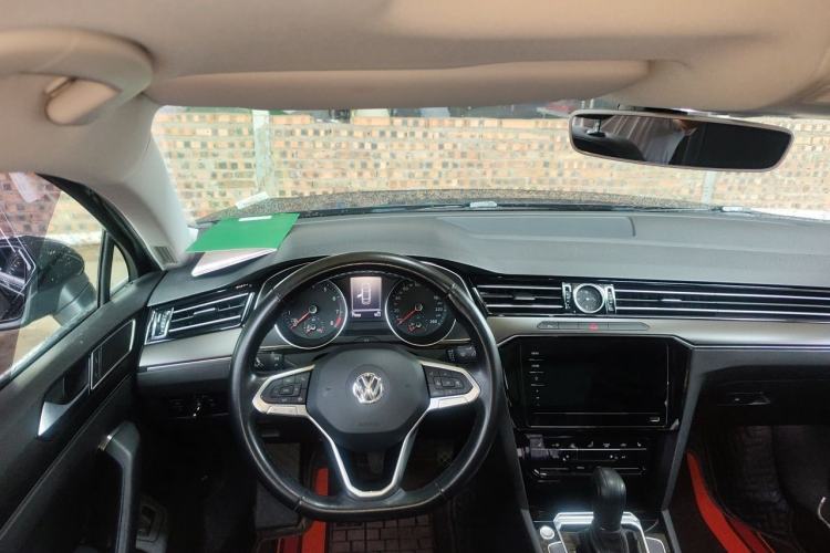 Used Volkswagen Magotan 2020 330TSI DSG Leading Model Steering Wheel