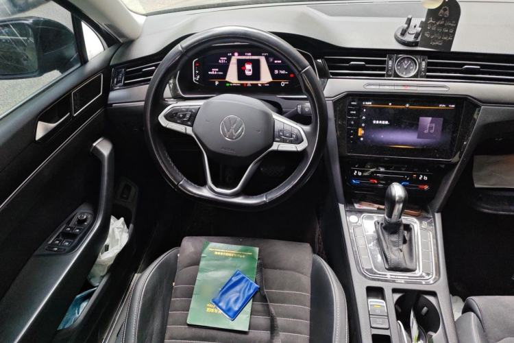 Used Volkswagen Magotan 2020 380TSI DSG Luxury Version Steering Wheel