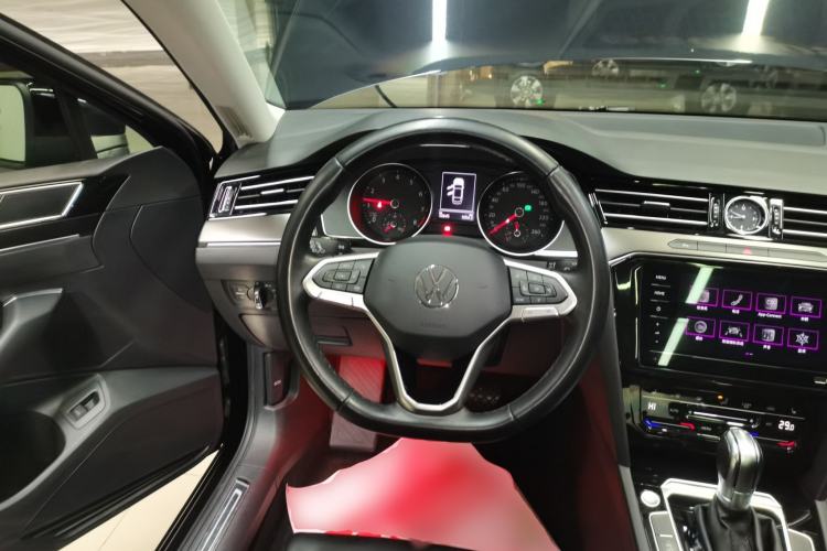 Used Volkswagen Magotan 2020 330TSI DSG Leading Model Steering Wheel