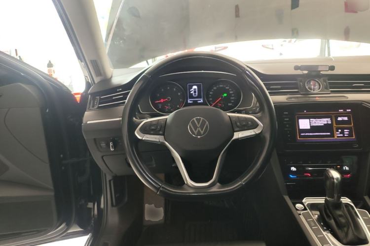 Used Volkswagen Magotan 2020 330TSI DSG Leading Model Steering Wheel