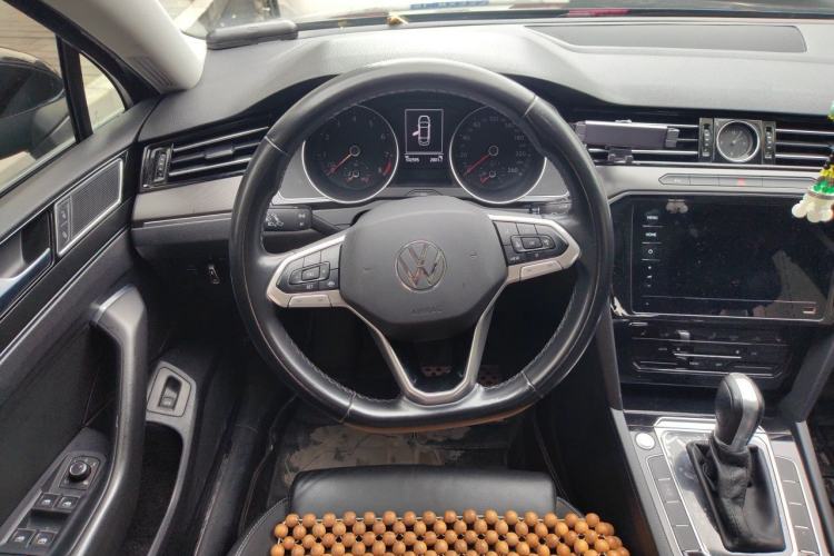 Used Volkswagen Magotan 2020 330TSI DSG Leading Model Steering Wheel
