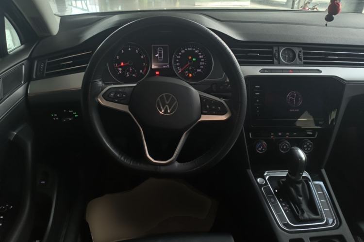 Used Volkswagen Magotan 2020 280TSI DSG Comfort Edition Steering Wheel