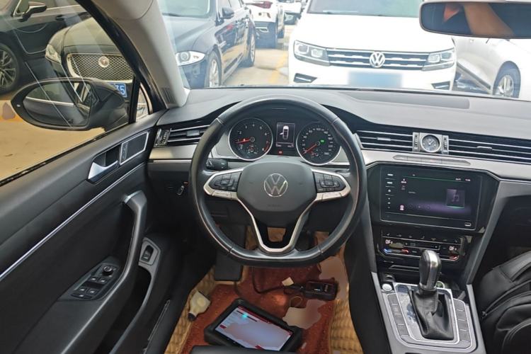 Used Volkswagen Magotan 2020 330TSI DSG Leading Model Steering Wheel