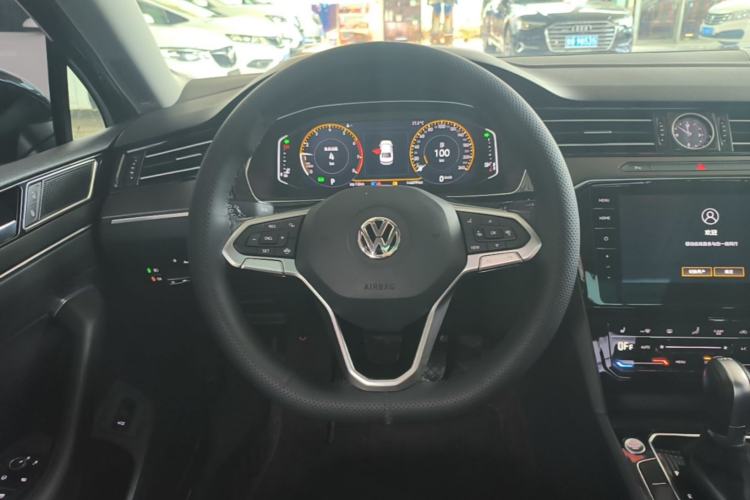 Used Volkswagen Magotan 2020 330TSI DSG Luxury Edition Steering Wheel