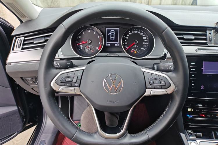 Used Volkswagen Magotan 2020 330TSI DSG Leading Model Steering Wheel