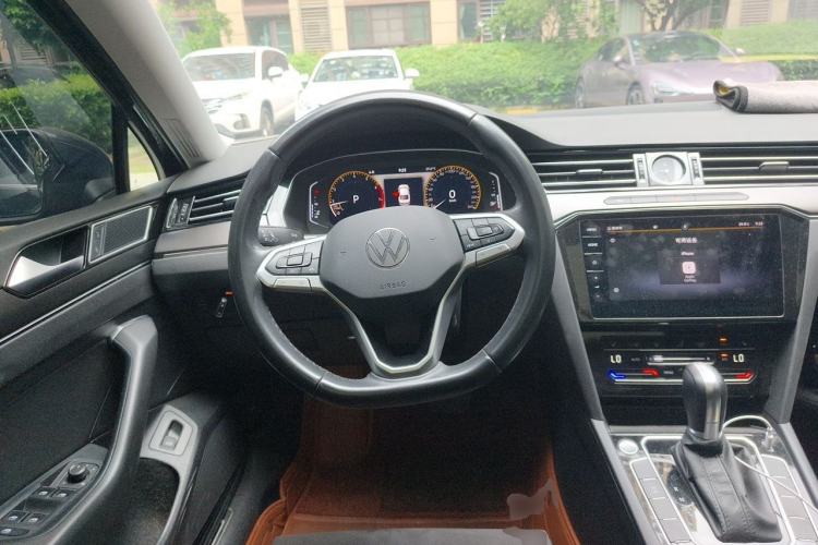 Used Volkswagen Magotan 2020 330TSI DSG Luxury Edition Steering Wheel