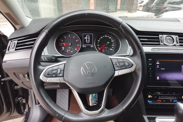 Used Volkswagen Magotan 2020 330TSI DSG Leading Model Steering Wheel