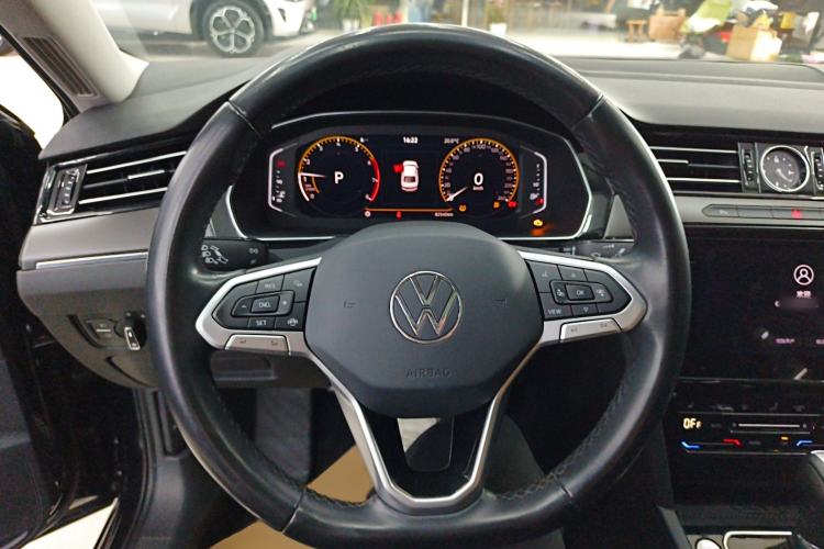 Used Volkswagen Magotan 2020 330TSI DSG Luxury Edition Steering Wheel