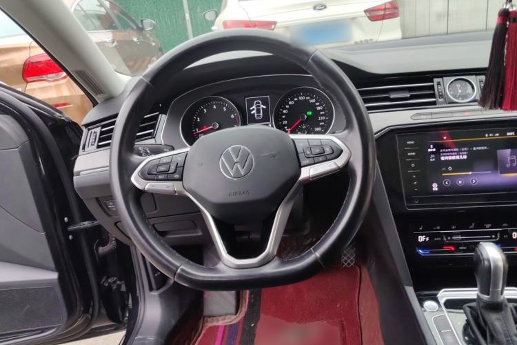 Used Volkswagen Magotan 2020 330TSI DSG Leading Model Steering Wheel