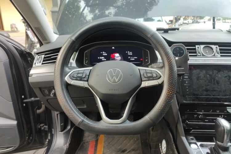 Used Volkswagen Magotan 2020 330TSI DSG Leading Model Steering Wheel