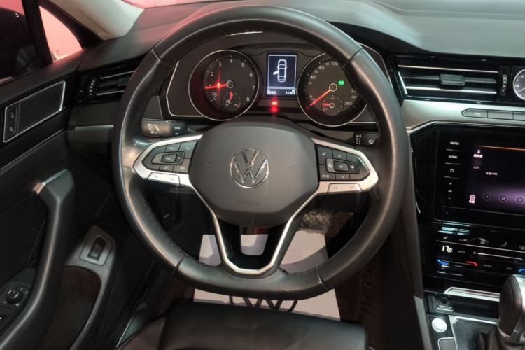 Used Volkswagen Magotan 2020 330TSI DSG Leading Model Steering Wheel