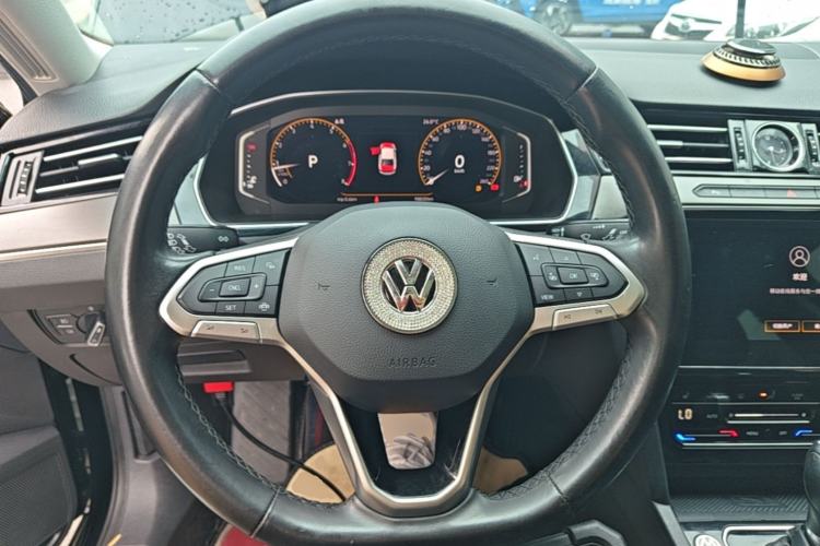 Used Volkswagen Magotan 2020 330TSI DSG Luxury Edition Steering Wheel