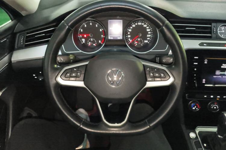 Used Volkswagen Magotan 2020 280TSI DSG Comfort Edition Steering Wheel