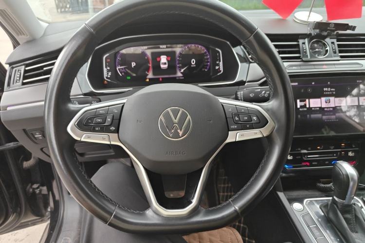 Used Volkswagen Magotan 2020 330TSI DSG Luxury Edition Steering Wheel