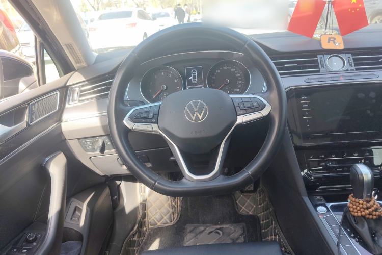 Used Volkswagen Magotan 2020 330TSI DSG Leading Model Steering Wheel