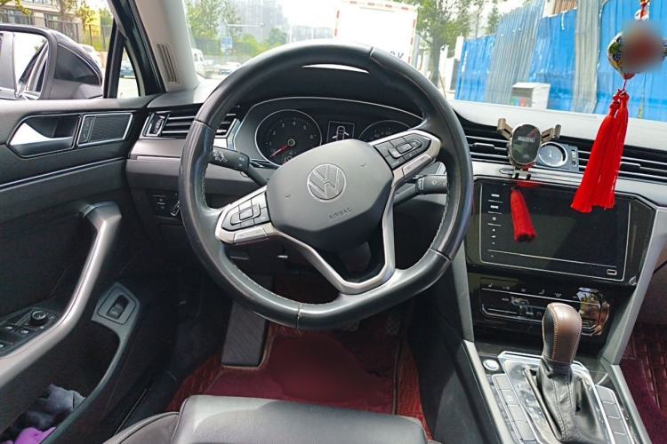 Used Volkswagen Magotan 2020 330TSI DSG Leading Model Steering Wheel