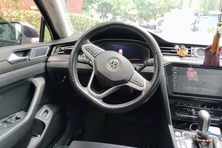 Used Volkswagen Magotan 2020 330TSI DSG Luxury Edition Steering Wheel