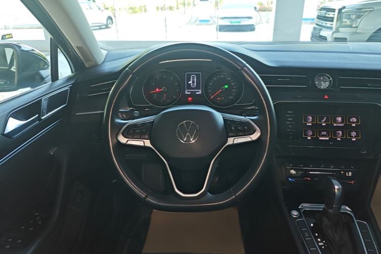 Used Volkswagen Magotan 2020 330TSI DSG Leading Model Steering Wheel