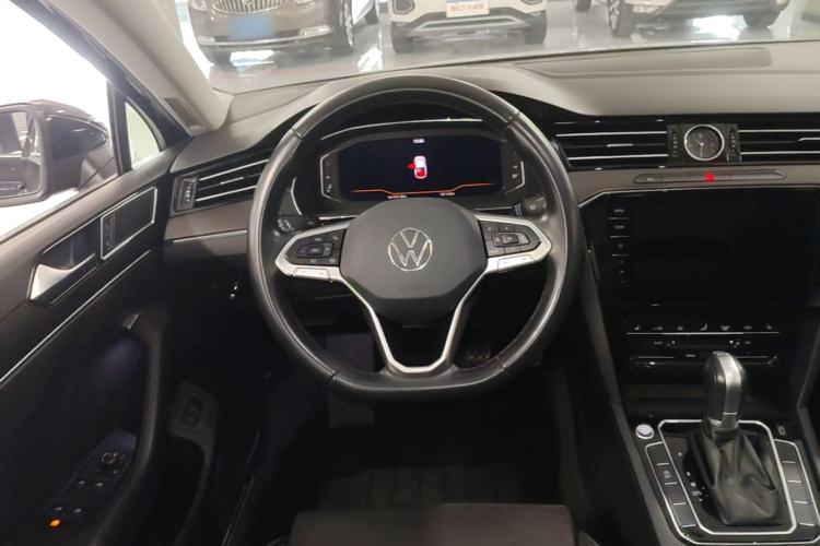 Used Volkswagen Magotan 2020 330TSI DSG Luxury Edition Steering Wheel