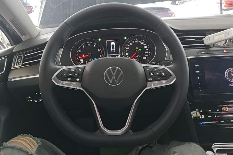Used Volkswagen Magotan 2020 330TSI DSG Luxury Edition Steering Wheel