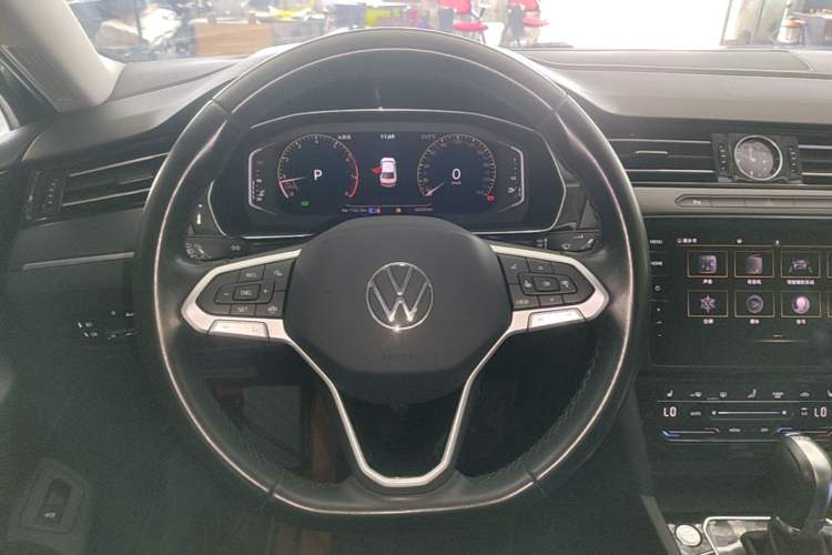 Used Volkswagen Magotan 2020 330TSI DSG Luxury Edition Steering Wheel