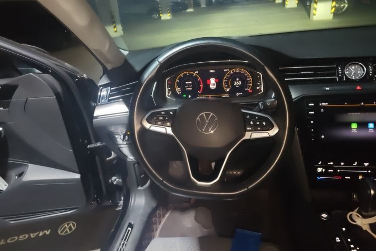 Used Volkswagen Magotan 2020 330TSI DSG Luxury Edition Steering Wheel