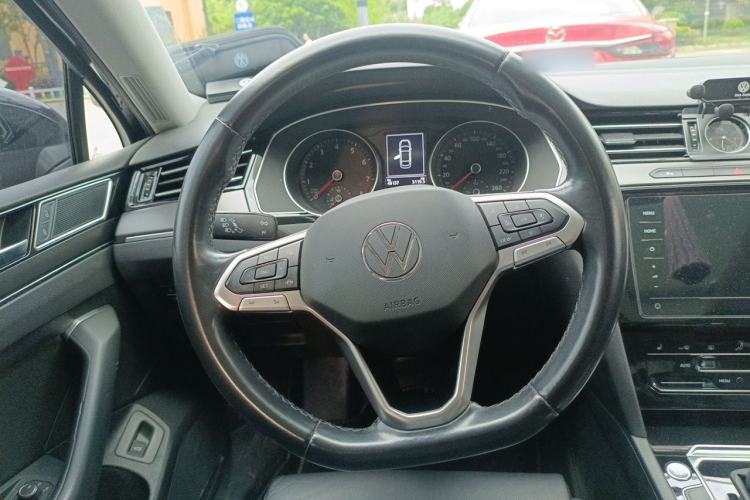 Used Volkswagen Magotan 2020 330TSI DSG Leading Model Steering Wheel