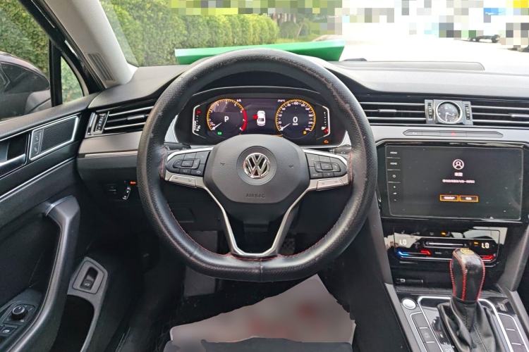Used Volkswagen Magotan 2020 330TSI DSG Luxury Edition Steering Wheel