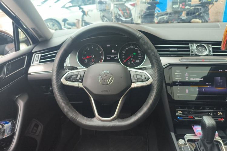 Used Volkswagen Magotan 2020 330TSI DSG Leading Model Steering Wheel