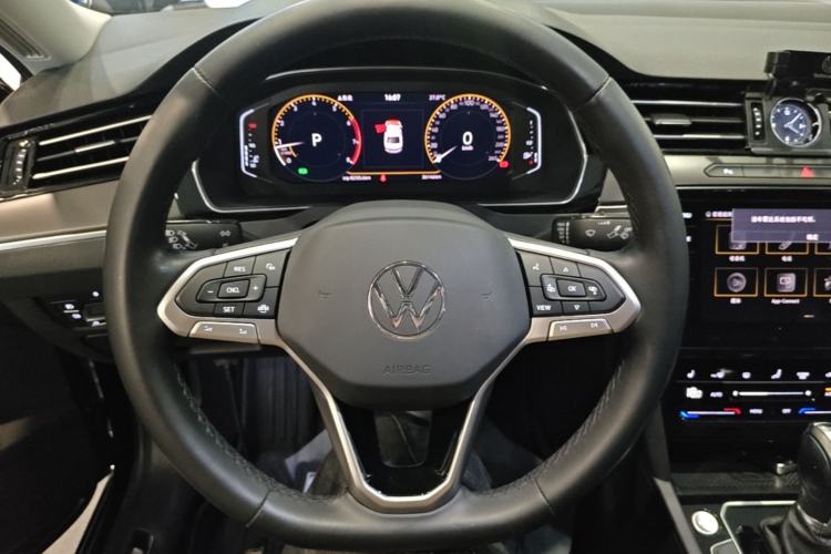 Used Volkswagen Magotan 2020 330TSI DSG Luxury Edition Steering Wheel