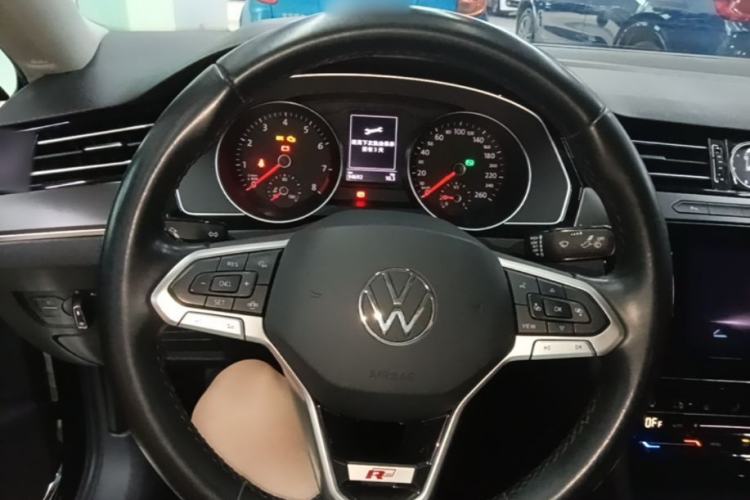 Used Volkswagen Magotan 2020 330TSI DSG Luxury Edition Steering Wheel
