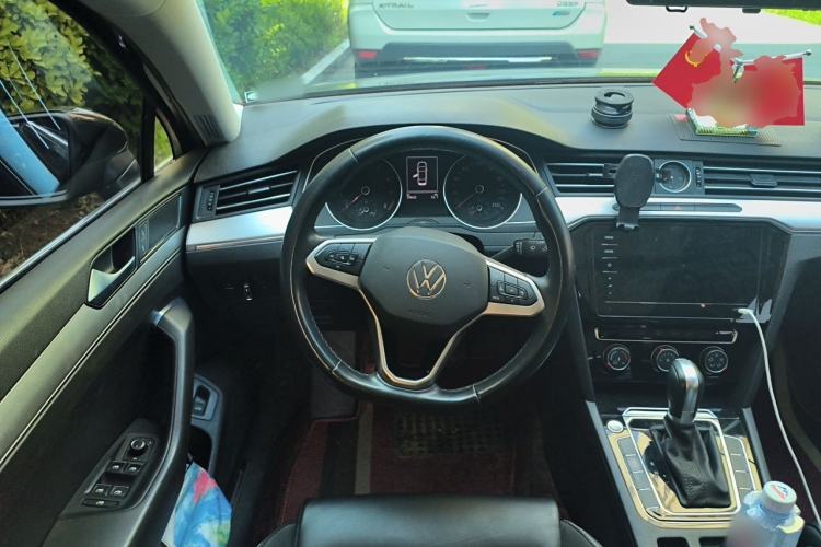 Used Volkswagen Magotan 2020 280TSI DSG Comfort Edition Steering Wheel