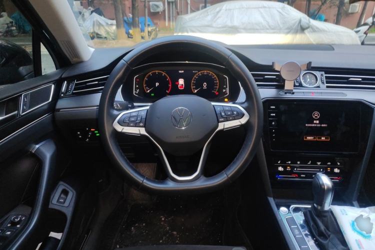Used Volkswagen Magotan 2020 330TSI DSG Luxury Edition Steering Wheel
