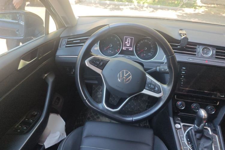 Used Volkswagen Magotan 2020 280TSI DSG Comfort Edition Steering Wheel